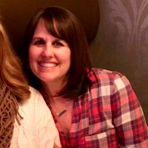 Meet your Posher, Denise